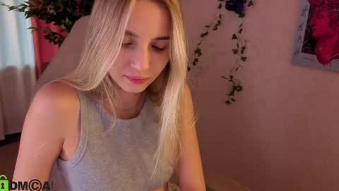 LINA online show from May 13, 1:11 am