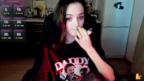 Lina 3  1715622743 online show from December 24, 8:33 am