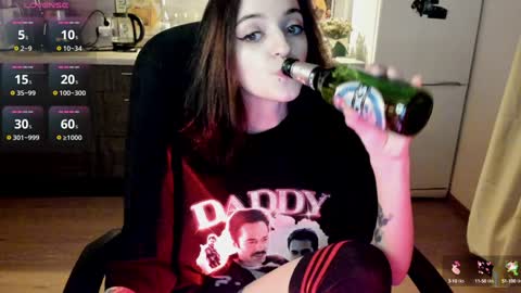 Lina 3  1715622743 online show from December 25, 8:07 pm