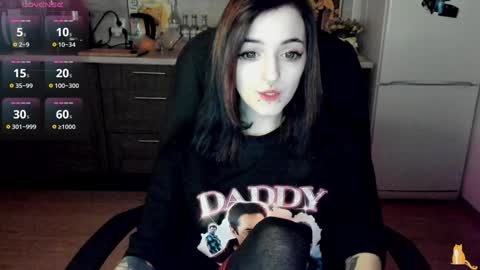 Lina 3  1715622743 online show from December 20, 7:44 am