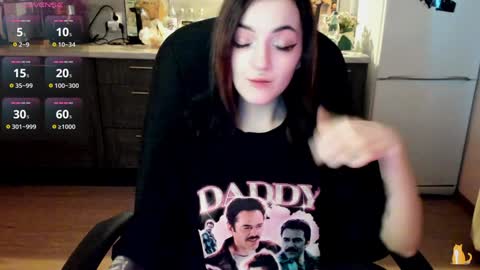 Lina 3  1715622743 online show from December 19, 8:13 am