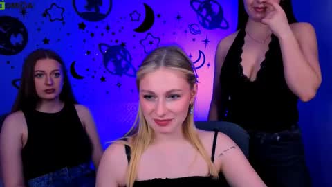 linaa_dolly online show from May 22, 11:30 am