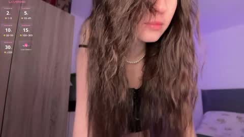 Lina online show from April 22, 4:48 pm