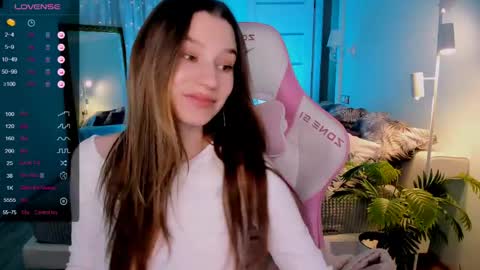 Lina online show from May 13, 8:31 am
