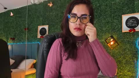 Lina  online show from March 27, 11:33 am