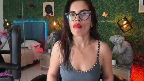 Lina  online show from May 15, 4:43 pm