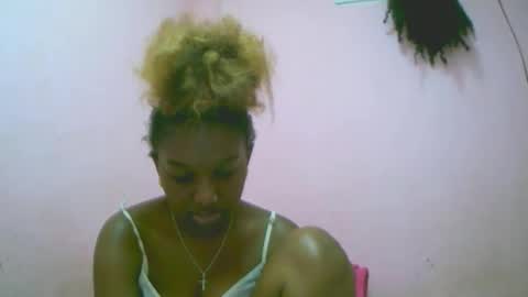 linah1123 online show from November 6, 5:57 am