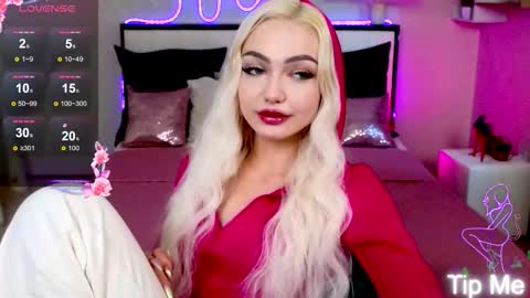 I am Lina online show from September 19, 2:16 pm