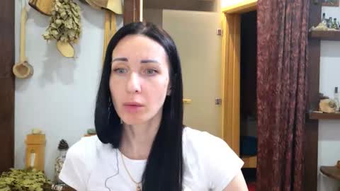 LinaLivee online show from May 17, 7:02 pm