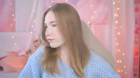 Lina online show from March 29, 4:55 am