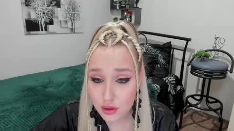 Lina online show from February 21, 9:43 pm