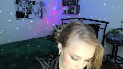 Lina online show from January 22, 9:33 pm