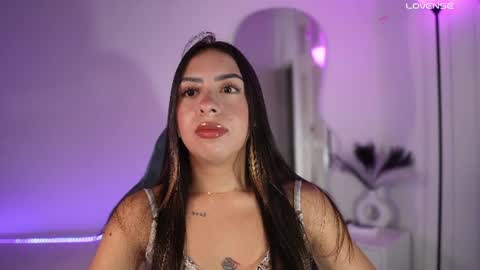 Lincy Rios  online show from July 7, 3:37 pm