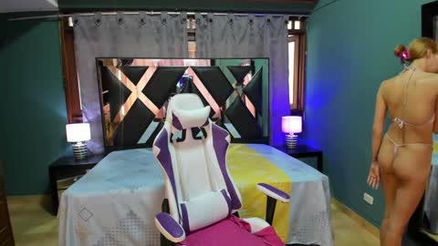  Linda  online show from January 28, 6:07 pm