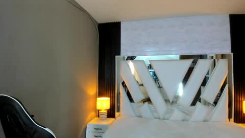  Linda  online show from May 11, 6:38 pm