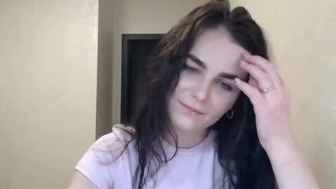 Linda online show from January 7, 8:12 pm