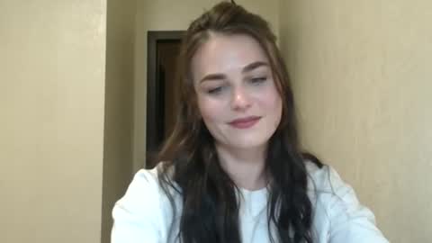 Linda online show from March 22, 8:59 pm