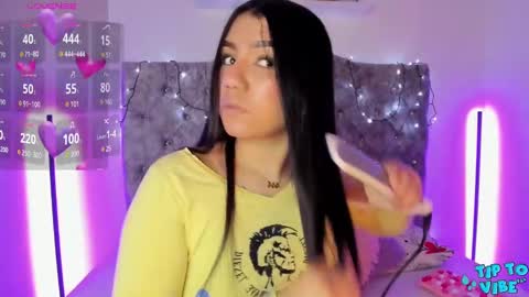 linda_martinii online show from March 5, 12:11 pm