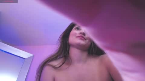 Maria Paula online show from September 29, 12:10 pm