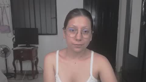 naomi online show from May 30, 12:30 am