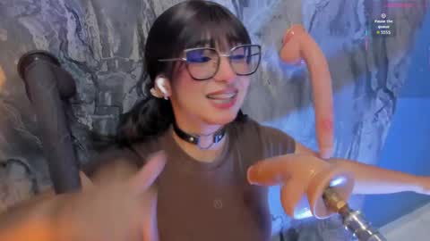 linda_sofi__ online show from May 20, 8:50 pm