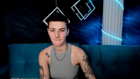 Snapshot of lindabryantt chatting on March 4, 10:13 am lindabryantt online show from March 4, 10:13 am