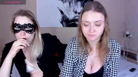 Linda online show from November 14, 3:28 am