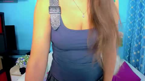 Linda online show from September 24, 3:05 am