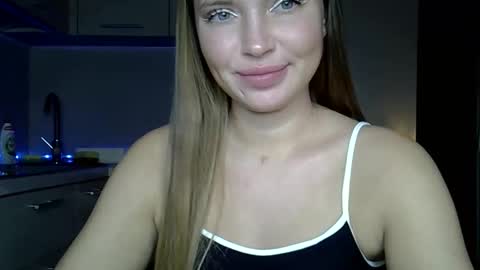 Anna online show from February 22, 6:09 pm