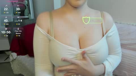 Allie online show from September 24, 4:06 pm