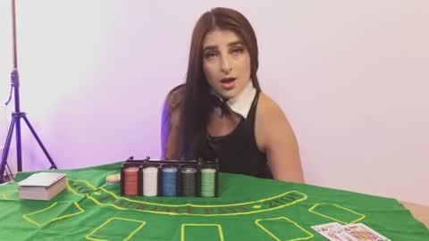 Snapshot of linoshka_1 chatting on September 20, 9:24 pm Luciana online show from September 20, 9:24 pm