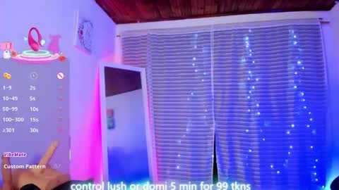 Snapshot of linsyadams chatting on September 10, 3:06 am     online show from September 10, 3:06 am