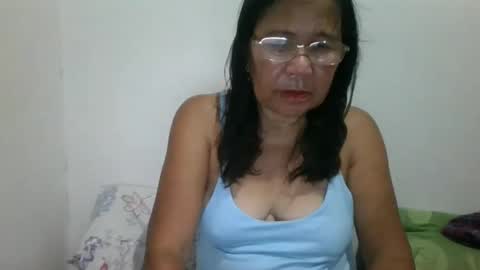Snapshot of linzy164236 chatting on March 4, 5:42 am linzy164236 online show from March 4, 5:42 am