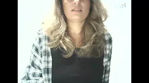 lionessmom online show from October 17, 3:59 pm