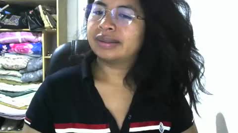 liora online show from May 25, 3:27 am