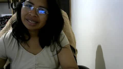 liora online show from July 3, 4:18 am