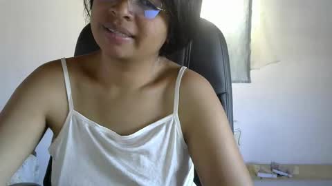 Liora selenex online show from April 29, 4:27 am