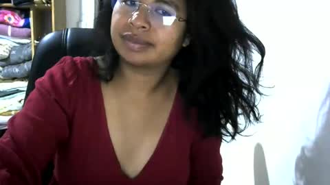 Liora selenex online show from May 24, 3:27 am