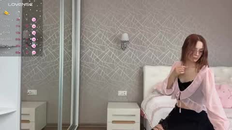 Liory online show from April 2, 8:23 am