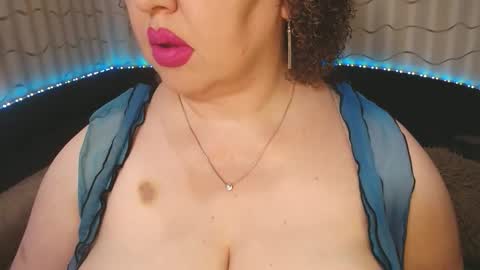 LIpsAddiction online show from May 10, 1:46 pm