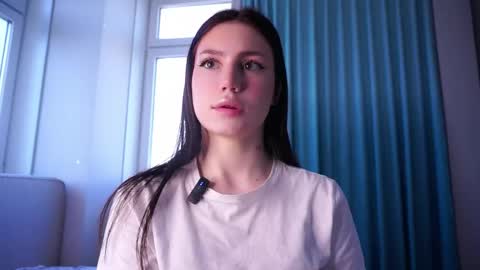 Amelia online show from May 21, 1:36 am
