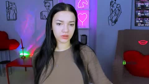 Snapshot of lira_lune chatting on October 11, 12:19 pm lira li online show from October 11, 12:19 pm