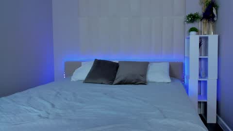 Lira revery online show from March 30, 11:04 pm