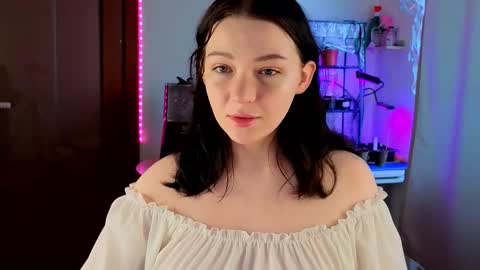 lirara online show from February 4, 11:24 am