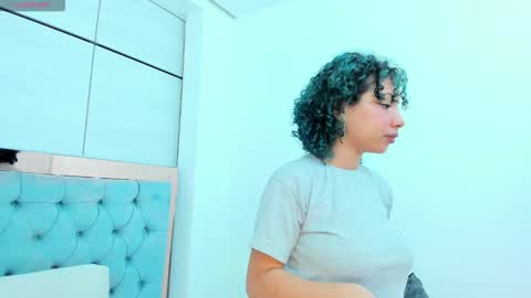  LIS ROUS  online show from September 17, 11:41 am