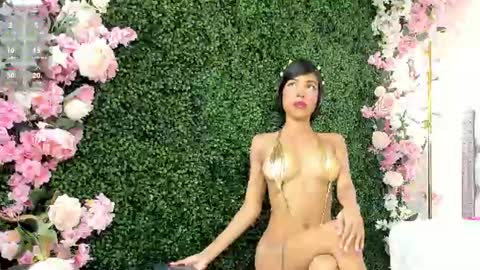 lis_vega_ online show from July 5, 7:08 pm
