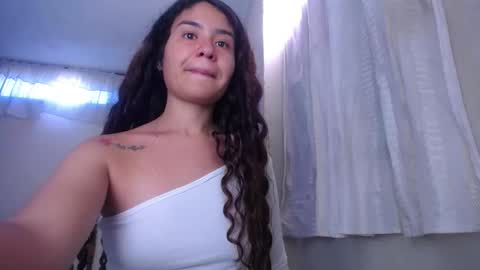 lisa_branch online show from December 3, 8:17 pm