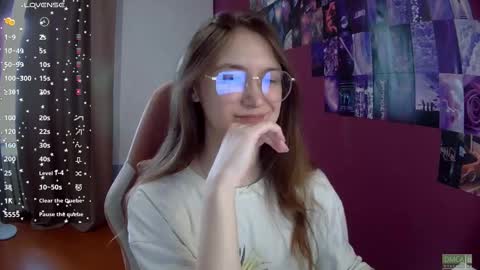 Lisa online show from September 11, 6:58 am