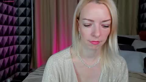 Lisa online show from November 21, 1:07 am