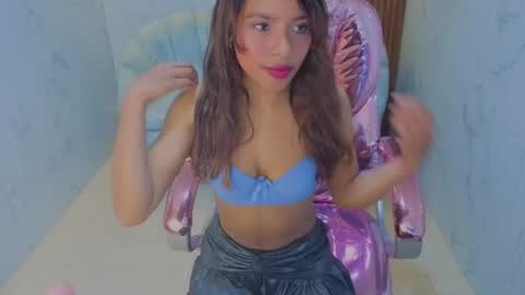 Liz online show from June 13, 8:39 pm
